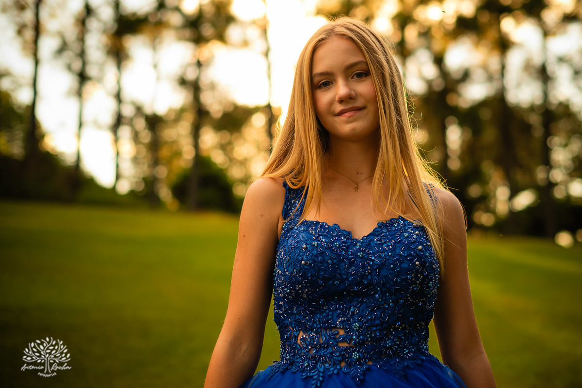 Maria Eduarda - luz - alegria - intensidade - ensaio - família - Chácara da Família Fiss - JUCRE - dança - sorriso - autenticidade - leveza - debutante – 15 anos - fotos - registros - Antonio Rocha Fotografias - Pelotas - Fotógrafo de 15 anos - Ensaio