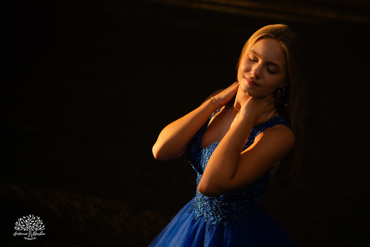 Maria Eduarda - luz - alegria - intensidade - ensaio - família - Chácara da Família Fiss - JUCRE - dança - sorriso - autenticidade - leveza - debutante – 15 anos - fotos - registros - Antonio Rocha Fotografias - Pelotas - Fotógrafo de 15 anos - Ensaio