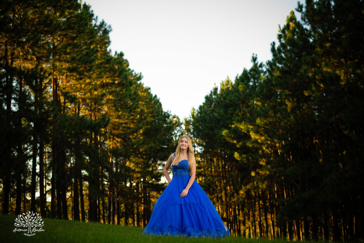 Maria Eduarda - luz - alegria - intensidade - ensaio - família - Chácara da Família Fiss - JUCRE - dança - sorriso - autenticidade - leveza - debutante – 15 anos - fotos - registros - Antonio Rocha Fotografias - Pelotas - Fotógrafo de 15 anos - Ensaio