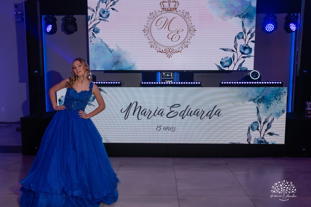 festa de 15 anos - debutante - ensaio fotográfico 15 anos - fotografia de debutante - fotógrafo de festas - fotógrafo de 15 anos - Chácara Fiss - abertura da pista de dança - fotógrafo em Pelotas - Antonio Rocha Fotografias - fotos de aniversário 15 anos
