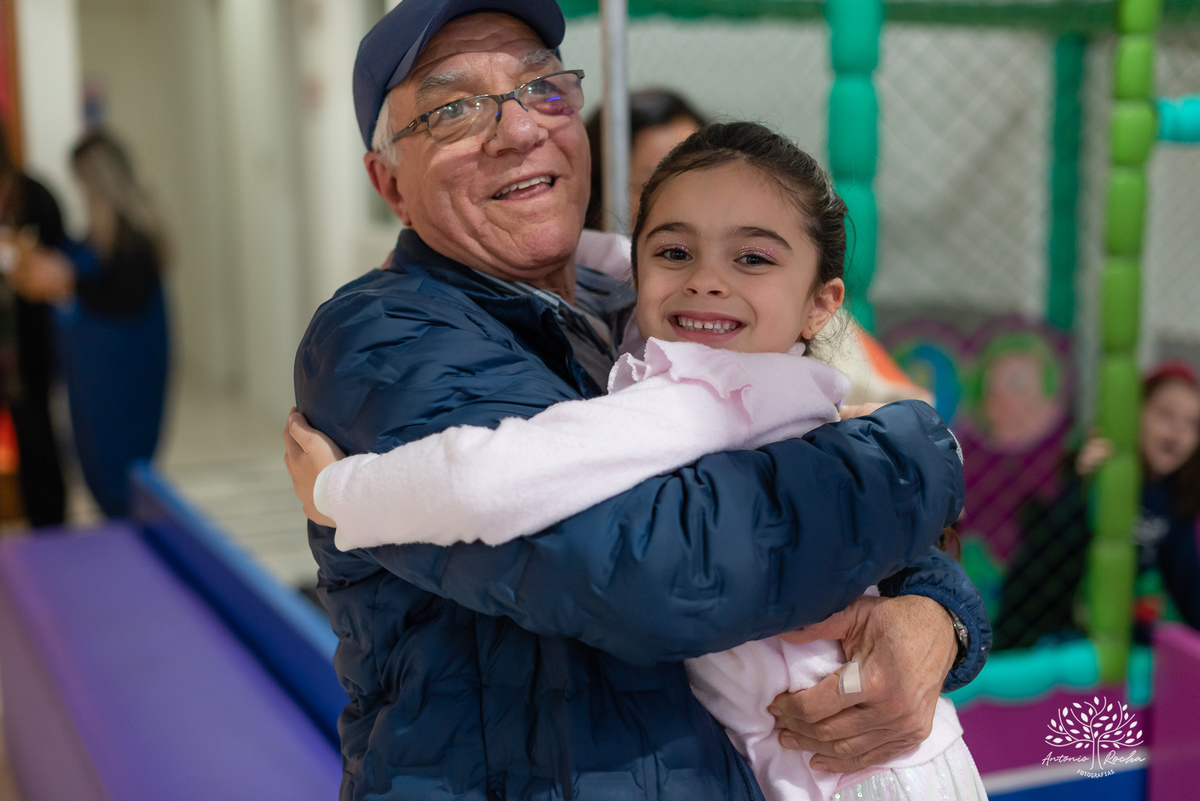 aniversário infantil - 6 anos - festa da Manu - decoração Enrolados - Rapunzel - fotografia infantil - fotografia de aniversário - Antonio Rocha Fotografias – Cliff Kids  - festa temática - ensaio infantil - fotografia profissional - Pelotas