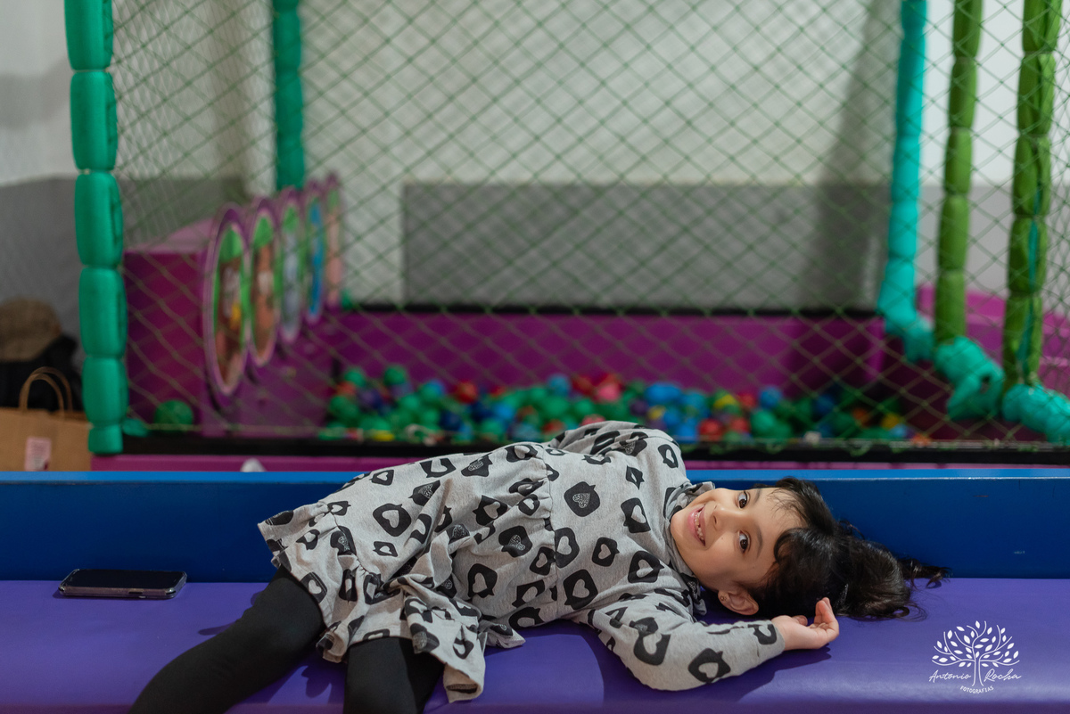 aniversário infantil - 6 anos - festa da Manu - decoração Enrolados - Rapunzel - fotografia infantil - fotografia de aniversário - Antonio Rocha Fotografias – Cliff Kids  - festa temática - ensaio infantil - fotografia profissional - Pelotas