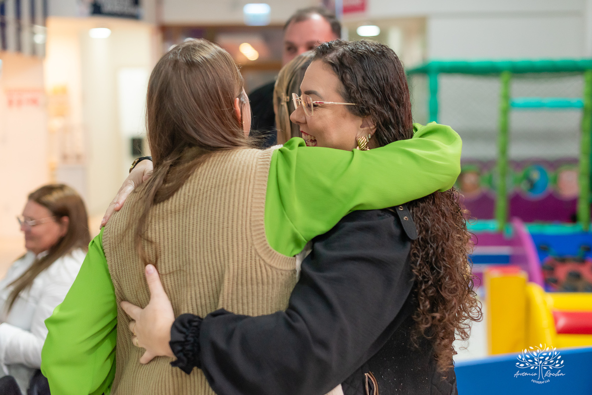 aniversário infantil - 6 anos - festa da Manu - decoração Enrolados - Rapunzel - fotografia infantil - fotografia de aniversário - Antonio Rocha Fotografias – Cliff Kids  - festa temática - ensaio infantil - fotografia profissional - Pelotas