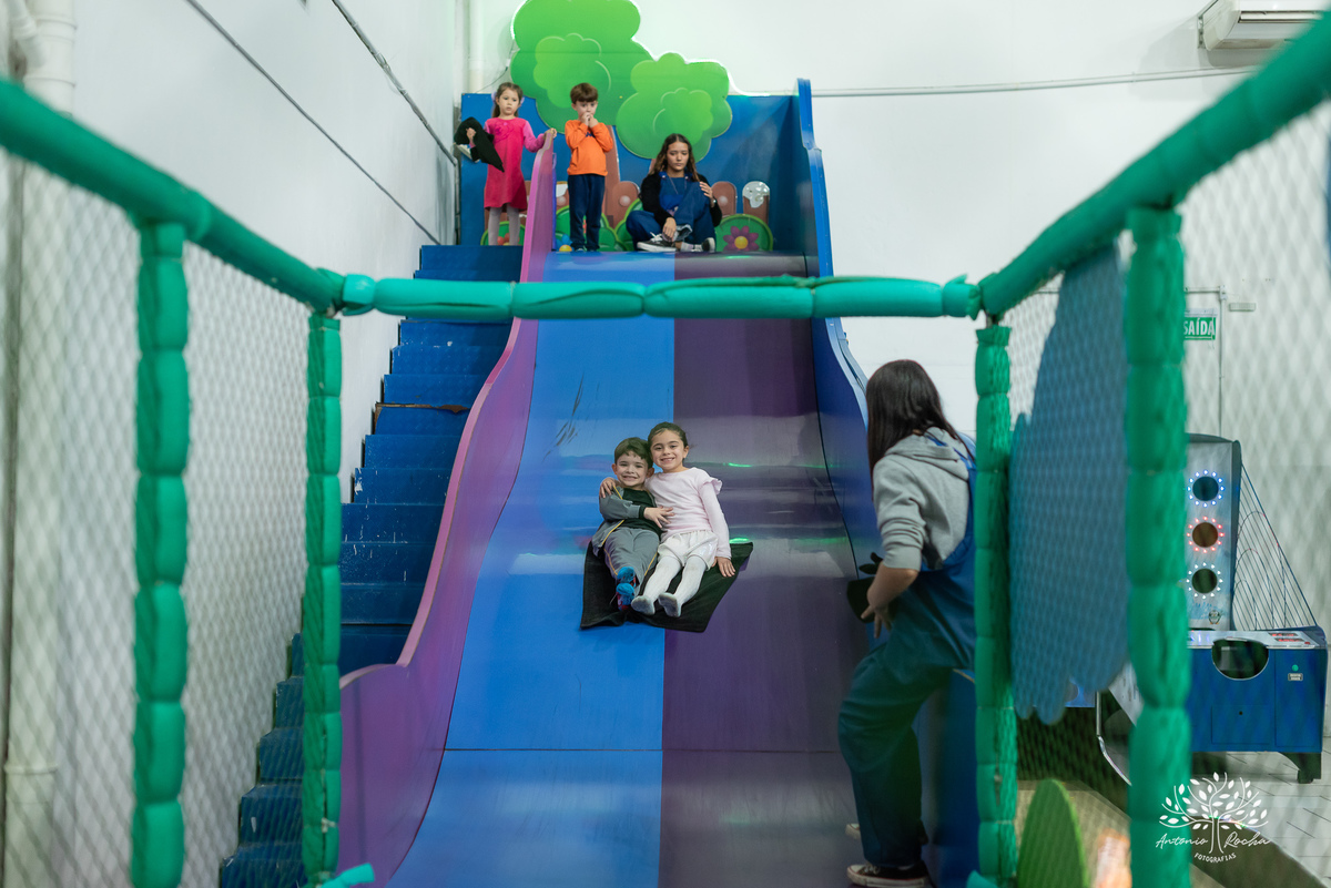 aniversário infantil - 6 anos - festa da Manu - decoração Enrolados - Rapunzel - fotografia infantil - fotografia de aniversário - Antonio Rocha Fotografias – Cliff Kids  - festa temática - ensaio infantil - fotografia profissional - Pelotas