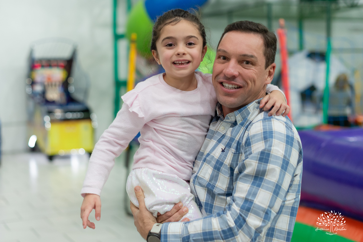 aniversário infantil - 6 anos - festa da Manu - decoração Enrolados - Rapunzel - fotografia infantil - fotografia de aniversário - Antonio Rocha Fotografias – Cliff Kids  - festa temática - ensaio infantil - fotografia profissional - Pelotas