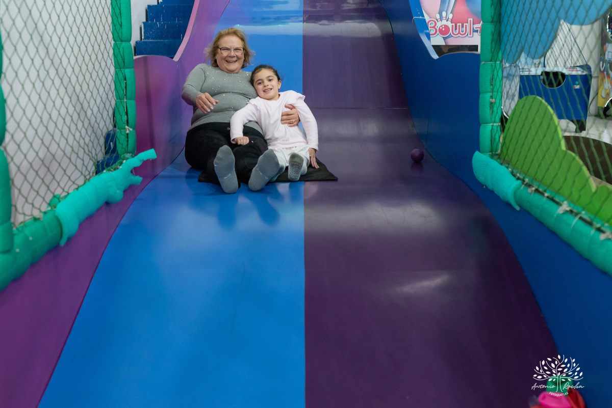 aniversário infantil - 6 anos - festa da Manu - decoração Enrolados - Rapunzel - fotografia infantil - fotografia de aniversário - Antonio Rocha Fotografias – Cliff Kids  - festa temática - ensaio infantil - fotografia profissional - Pelotas