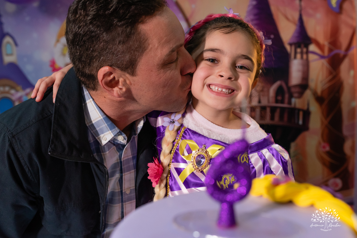 aniversário infantil - 6 anos - festa da Manu - decoração Enrolados - Rapunzel - fotografia infantil - fotografia de aniversário - Antonio Rocha Fotografias – Cliff Kids  - festa temática - ensaio infantil - fotografia profissional - Pelotas