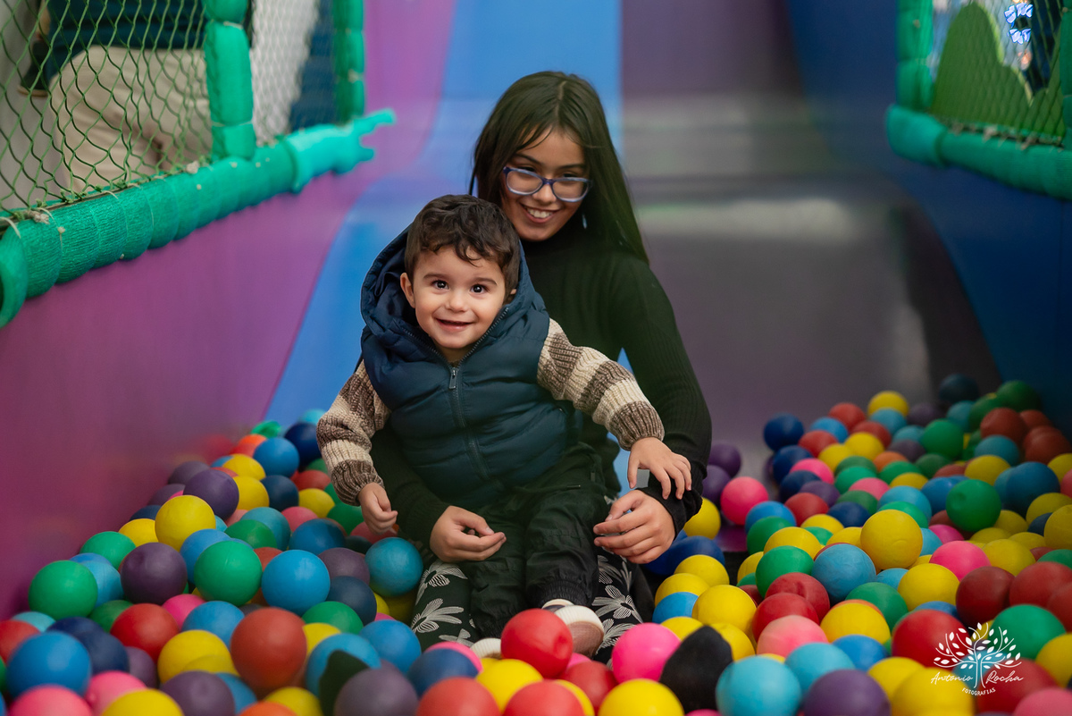 fotografia infantil - aniversário infantil - festa Mundo Bita - fotografia de família - registrar momentos - ensaio infantil - memórias afetivas - fotógrafo em Pelotas - infância feliz - Antonio Rocha Fotografias - Cliff Kids - Aniversário de Criança