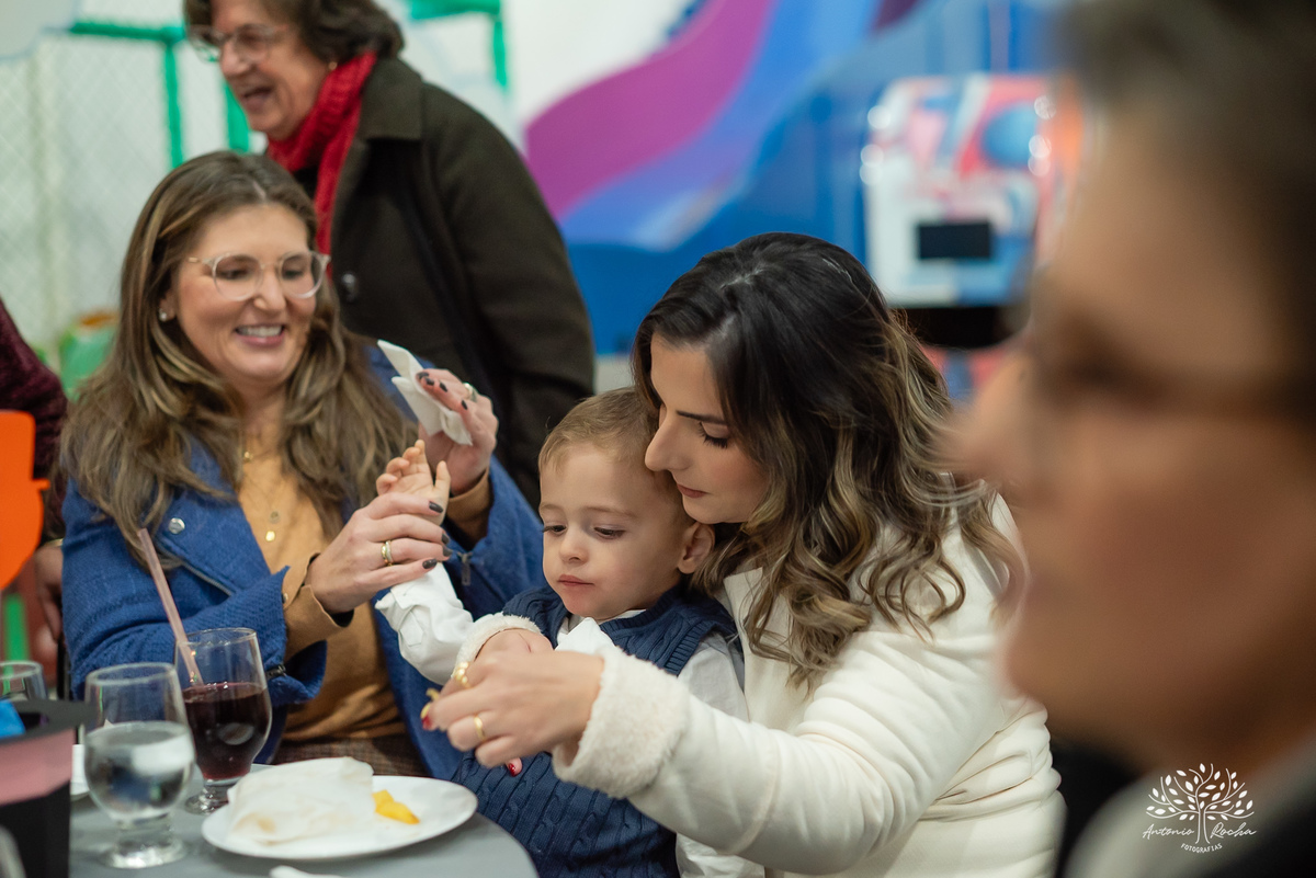 fotografia infantil - aniversário infantil - festa Mundo Bita - fotografia de família - registrar momentos - ensaio infantil - memórias afetivas - fotógrafo em Pelotas - infância feliz - Antonio Rocha Fotografias - Cliff Kids - Aniversário de Criança