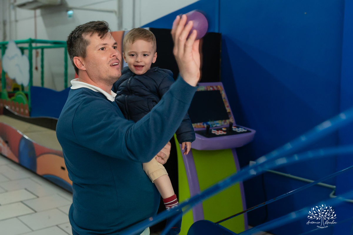 fotografia infantil - aniversário infantil - festa Mundo Bita - fotografia de família - registrar momentos - ensaio infantil - memórias afetivas - fotógrafo em Pelotas - infância feliz - Antonio Rocha Fotografias - Cliff Kids - Aniversário de Criança