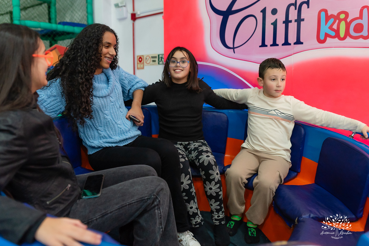 fotografia infantil - aniversário infantil - festa Mundo Bita - fotografia de família - registrar momentos - ensaio infantil - memórias afetivas - fotógrafo em Pelotas - infância feliz - Antonio Rocha Fotografias - Cliff Kids - Aniversário de Criança