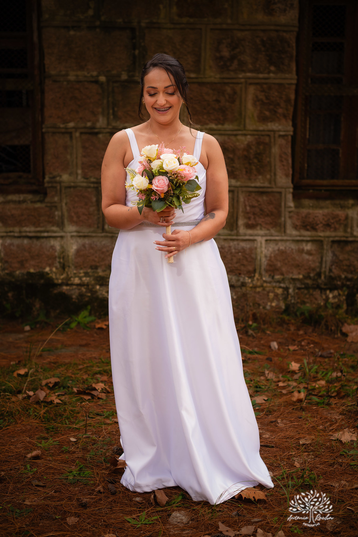 ensaio pós-casamento - pedreiras do Capão - ensaio ao entardecer - fotografia de casal - fotógrafo Pelotas - fotos criativas de casal - luz dourada - Antonio Rocha Fotografias - ensaio ao pôr do sol - ensaio de casamento - pós-cerimônia