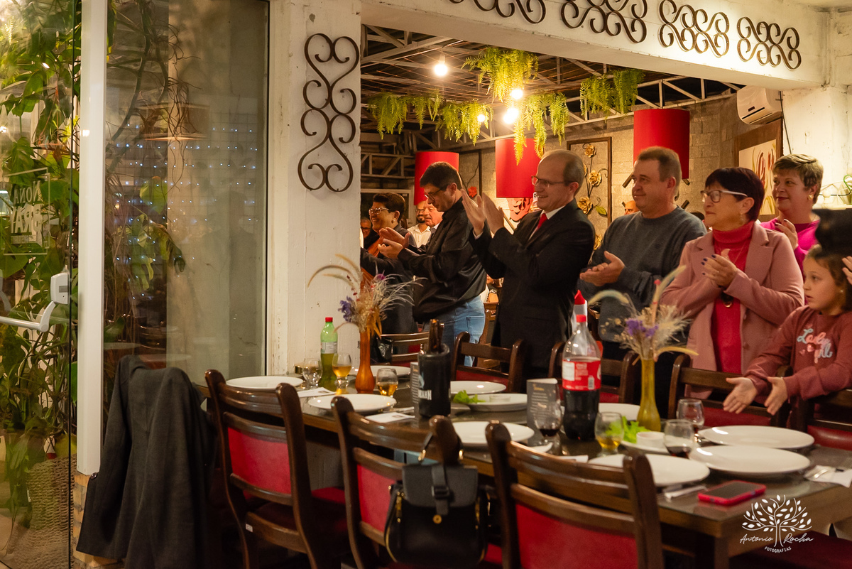 Aniversário - fotógrafo-de-eventos - fotógrafo-São-Lourenço-do-Sul – Pelotas - Antonio-Rocha-Fotografias - fotos-de-família - evento-comemoração - fotografia-documental - festa-no-Nona-Bray - cerimonial-Fabiane Silva - fotógrafo-de-família