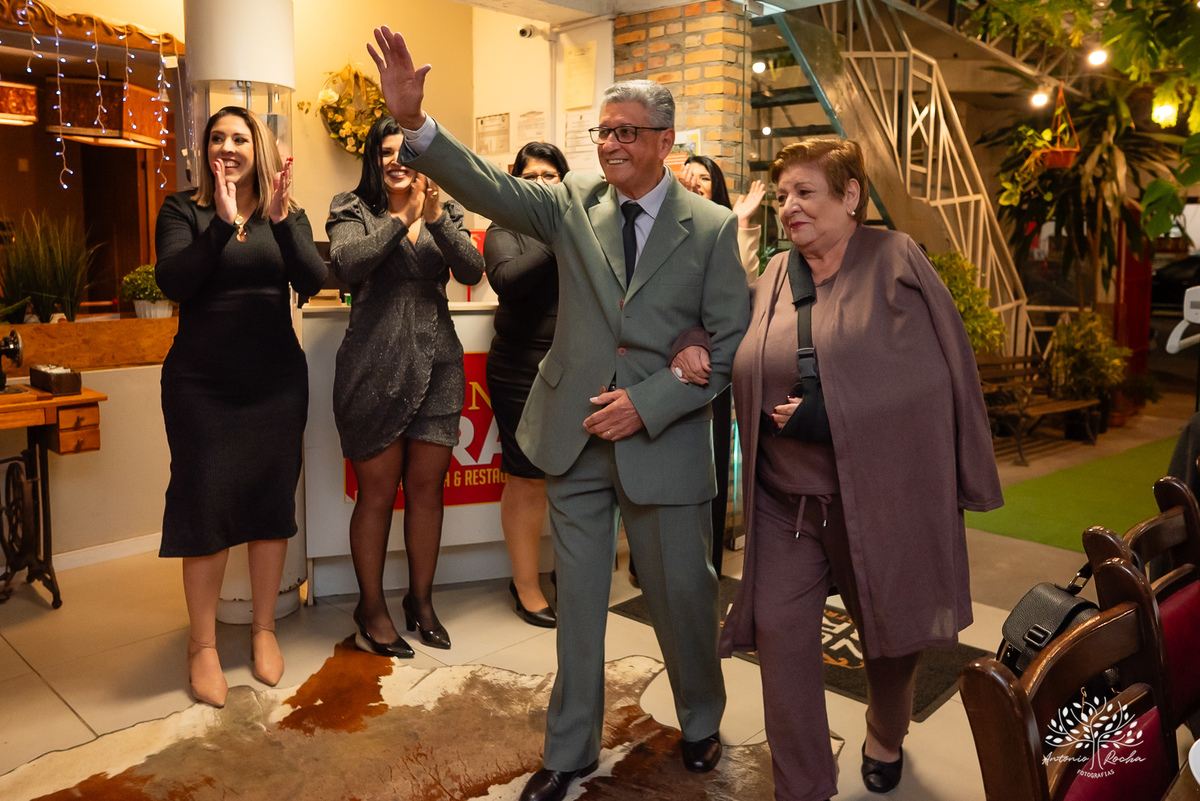 Aniversário - fotógrafo-de-eventos - fotógrafo-São-Lourenço-do-Sul – Pelotas - Antonio-Rocha-Fotografias - fotos-de-família - evento-comemoração - fotografia-documental - festa-no-Nona-Bray - cerimonial-Fabiane Silva - fotógrafo-de-família