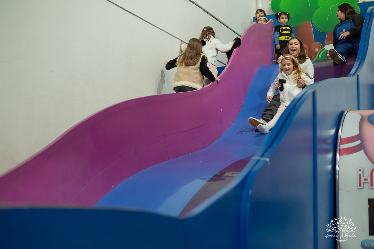 Pelotas - aniversário infantil - festa infantil - fotógrafo de aniversários - fotos de aniversário - 4 anos - festa de super-herói - Homem-Aranha - brincadeiras infantis - memórias da infância - diversão crianças - festa com amigos - fotografia de festas