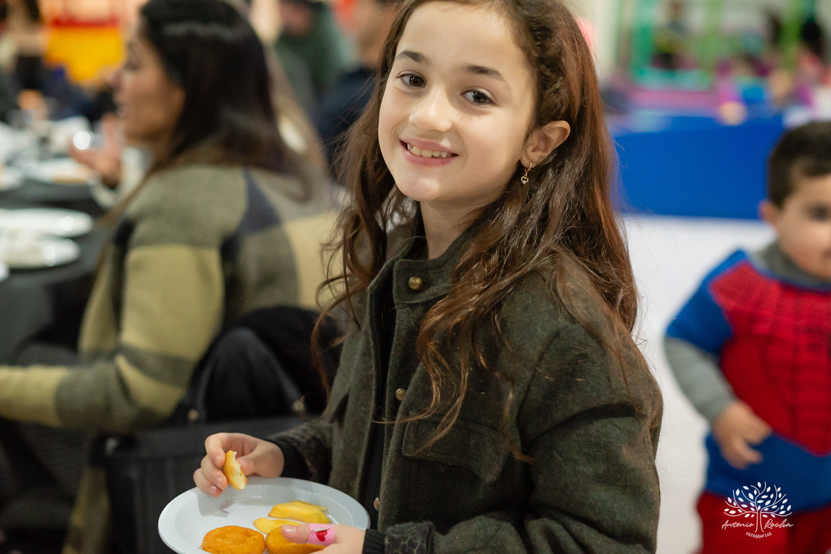 Pelotas - aniversário infantil - festa infantil - fotógrafo de aniversários - fotos de aniversário - 4 anos - festa de super-herói - Homem-Aranha - brincadeiras infantis - memórias da infância - diversão crianças - festa com amigos - fotografia de festas