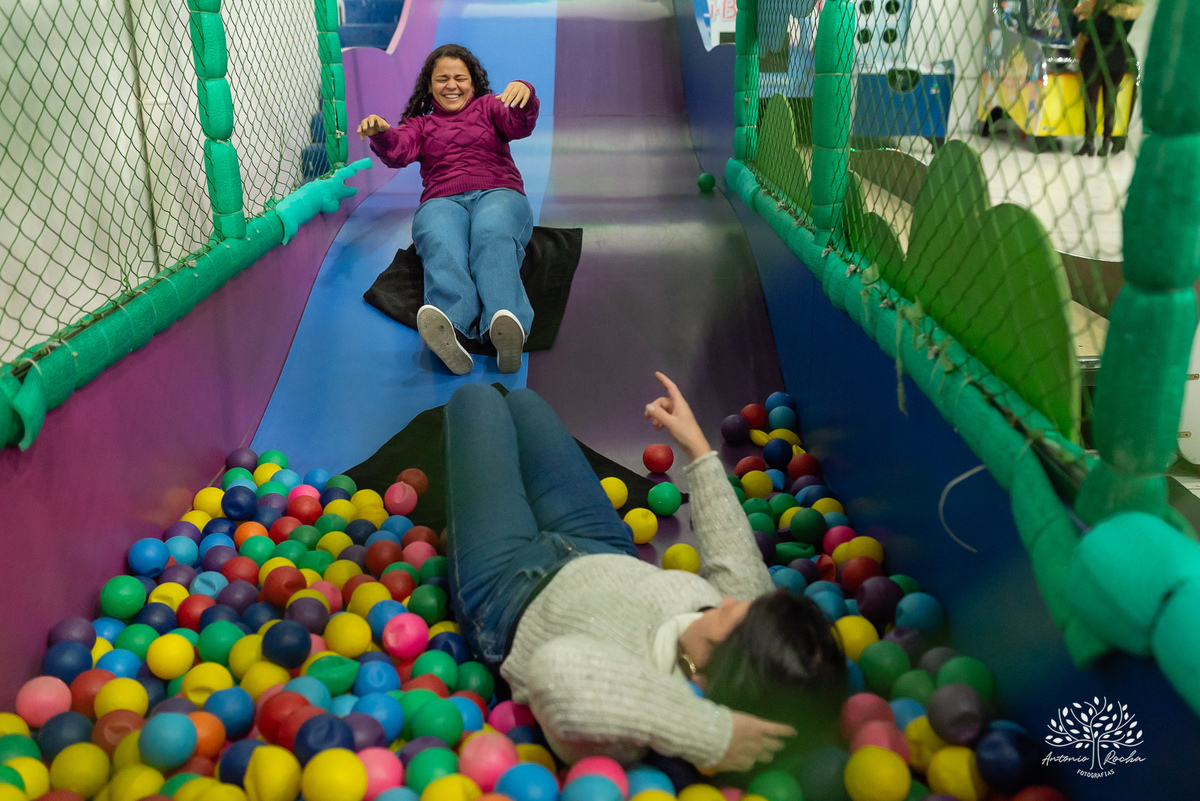 Pelotas - aniversário infantil - festa infantil - fotógrafo de aniversários - fotos de aniversário - 4 anos - festa de super-herói - Homem-Aranha - brincadeiras infantis - memórias da infância - diversão crianças - festa com amigos - fotografia de festas