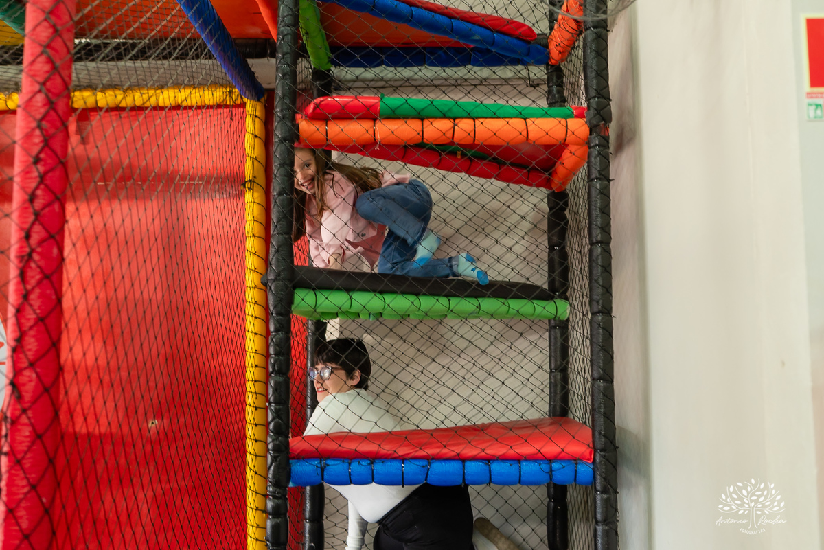 aniversário-infantil - fotografia-de-aniversário - pizzaria-Gaiteiro - espaço-kids - Camaquã - fotógrafos-amigos - Pelotas - fotografia-documental - infância-feliz – festa de criança- fotos-de-criança - tio-Antonio - tia-Rê – fotógrafo infantil