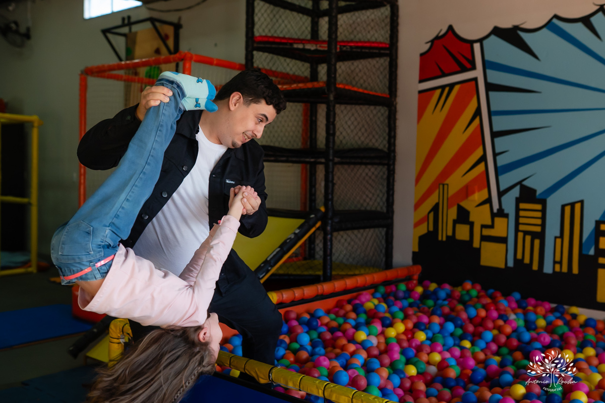 aniversário-infantil - fotografia-de-aniversário - pizzaria-Gaiteiro - espaço-kids - Camaquã - fotógrafos-amigos - Pelotas - fotografia-documental - infância-feliz – festa de criança- fotos-de-criança - tio-Antonio - tia-Rê – fotógrafo infantil