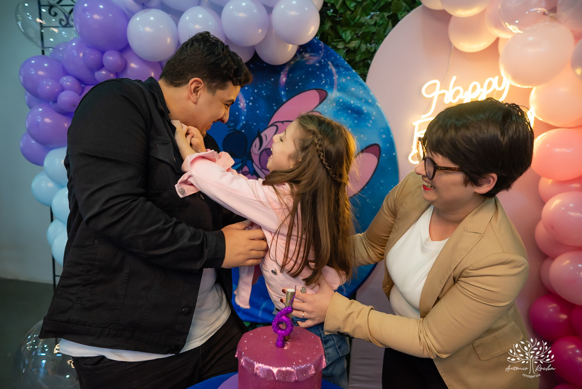 aniversário-infantil - fotografia-de-aniversário - pizzaria-Gaiteiro - espaço-kids - Camaquã - fotógrafos-amigos - Pelotas - fotografia-documental - infância-feliz – festa de criança- fotos-de-criança - tio-Antonio - tia-Rê – fotógrafo infantil