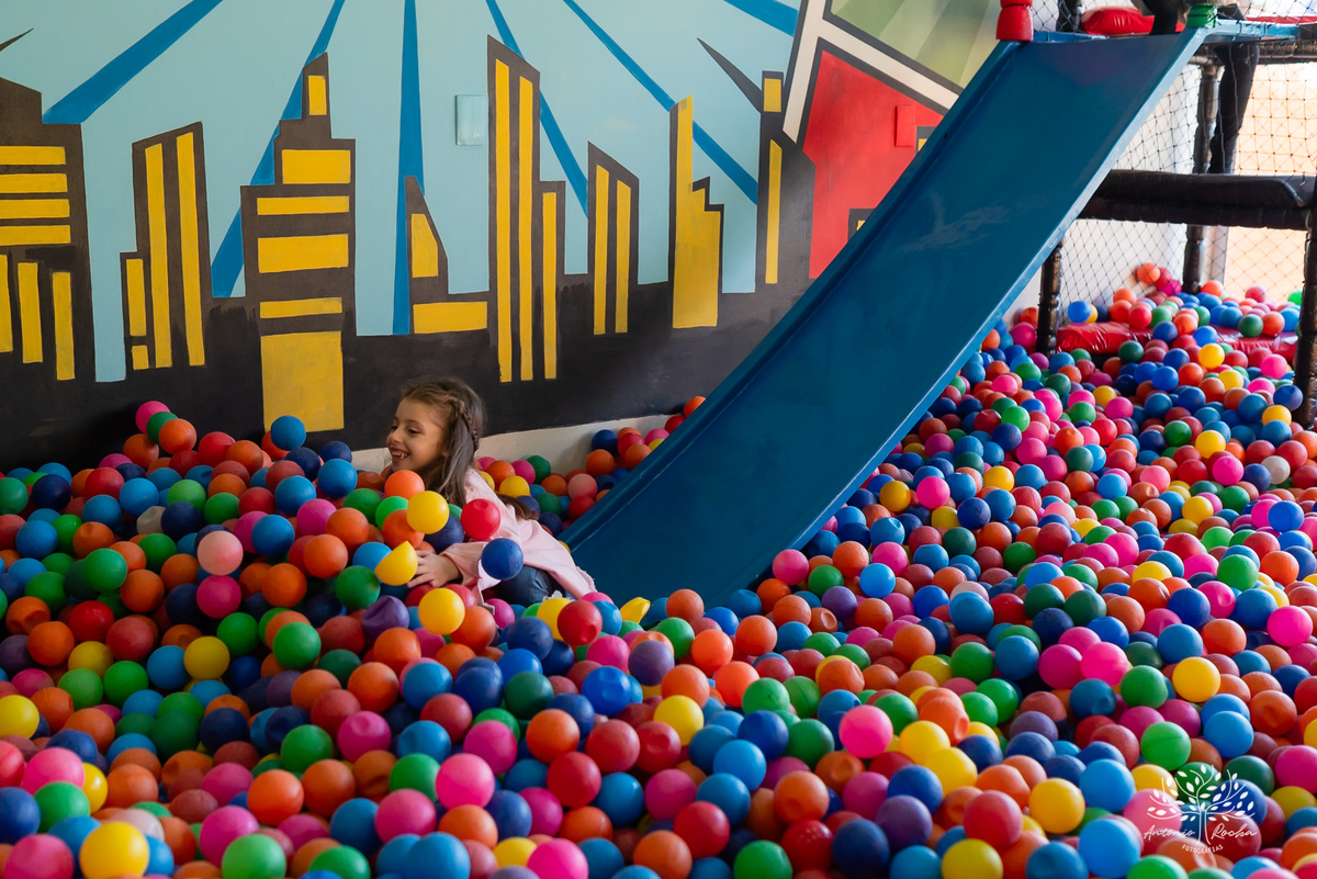 aniversário-infantil - fotografia-de-aniversário - pizzaria-Gaiteiro - espaço-kids - Camaquã - fotógrafos-amigos - Pelotas - fotografia-documental - infância-feliz – festa de criança- fotos-de-criança - tio-Antonio - tia-Rê – fotógrafo infantil