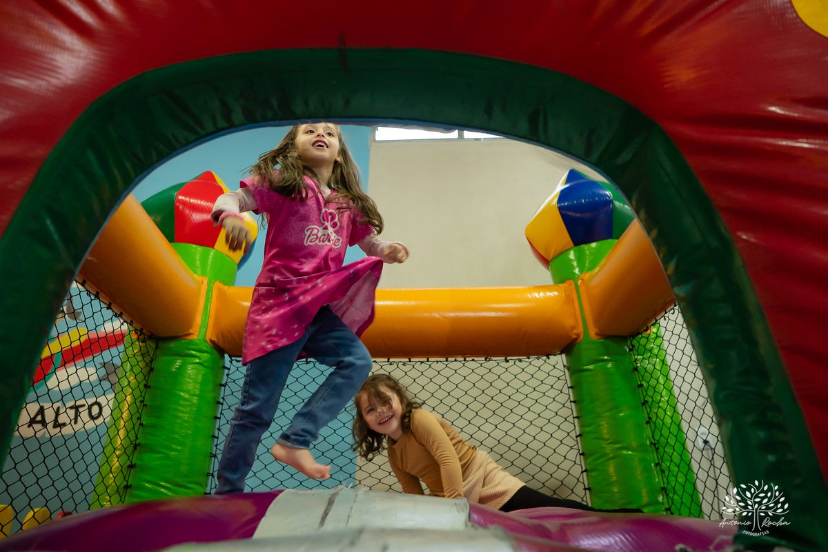 aniversário-infantil - fotografia-de-aniversário - pizzaria-Gaiteiro - espaço-kids - Camaquã - fotógrafos-amigos - Pelotas - fotografia-documental - infância-feliz – festa de criança- fotos-de-criança - tio-Antonio - tia-Rê – fotógrafo infantil