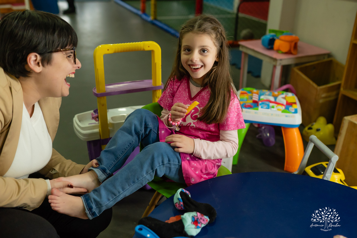 aniversário-infantil - fotografia-de-aniversário - pizzaria-Gaiteiro - espaço-kids - Camaquã - fotógrafos-amigos - Pelotas - fotografia-documental - infância-feliz – festa de criança- fotos-de-criança - tio-Antonio - tia-Rê – fotógrafo infantil