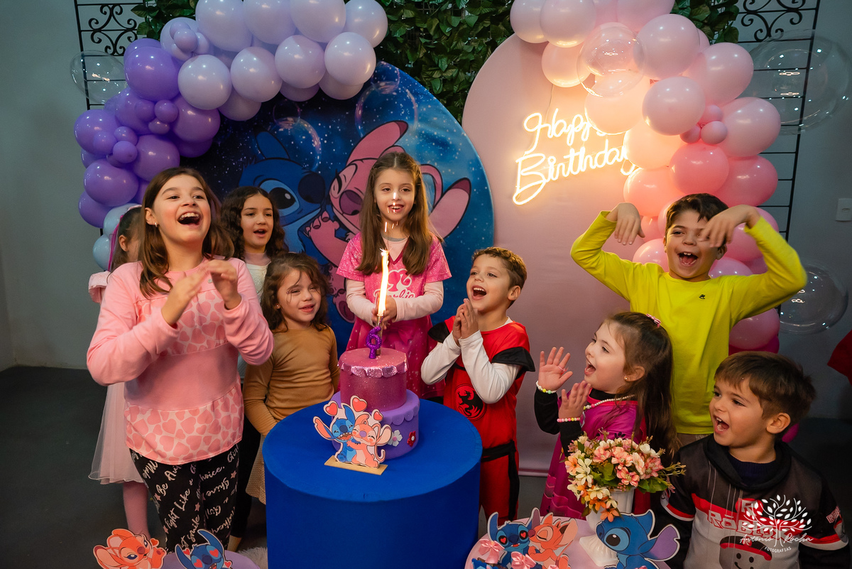 aniversário-infantil - fotografia-de-aniversário - pizzaria-Gaiteiro - espaço-kids - Camaquã - fotógrafos-amigos - Pelotas - fotografia-documental - infância-feliz – festa de criança- fotos-de-criança - tio-Antonio - tia-Rê – fotógrafo infantil