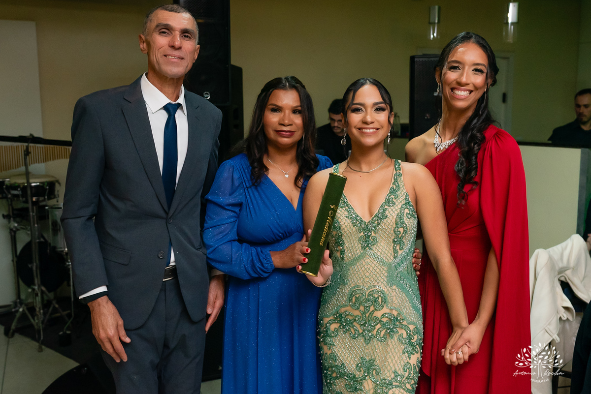 formatura - amigos da faculdade - médicos formandos - UFPel - Universidade Federal de Pelotas - festa de formatura - fotografia de formatura – Pelotas - Salão Las Palmas - ensaio de formatura - fotografia profissional - Antonio Rocha Fotografias