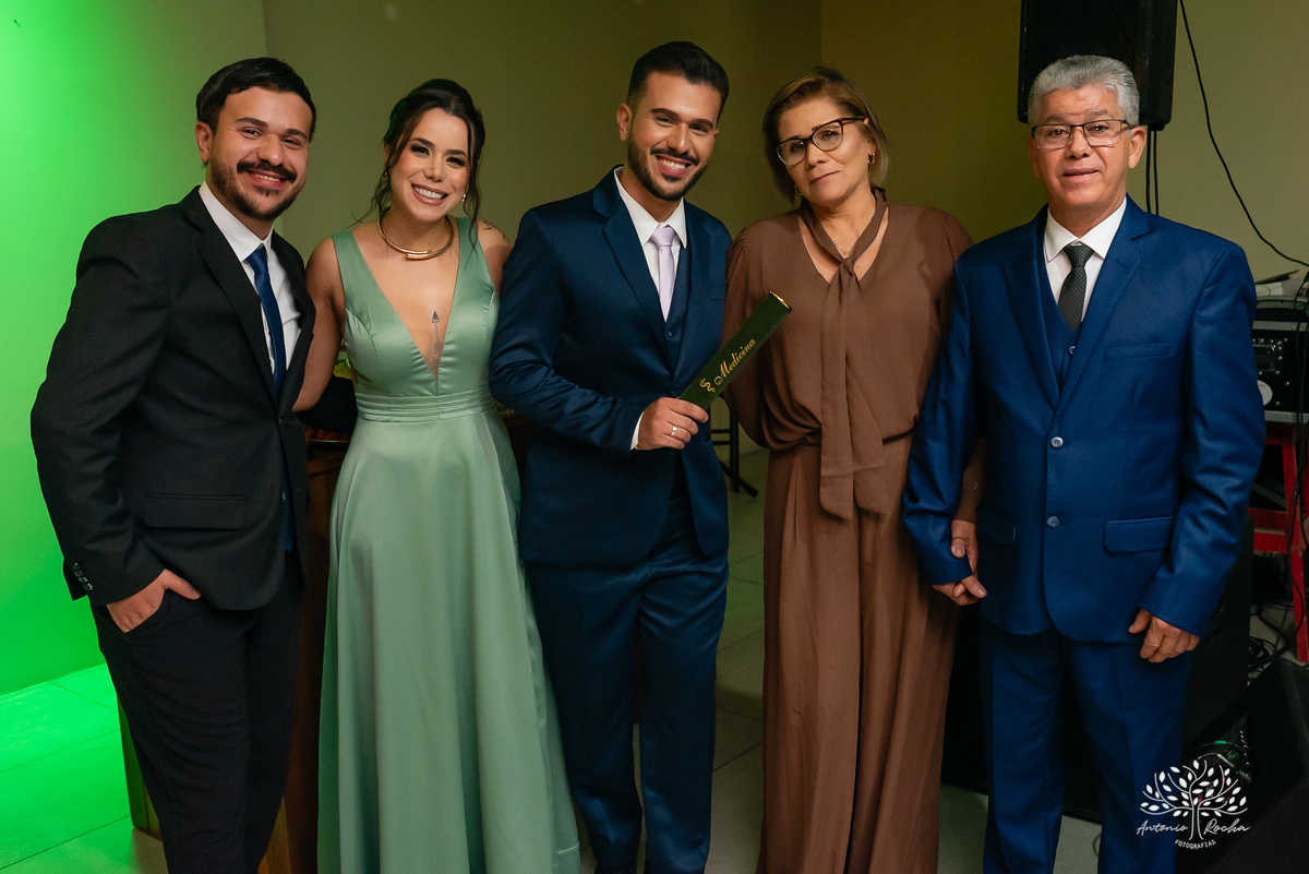 formatura - amigos da faculdade - médicos formandos - UFPel - Universidade Federal de Pelotas - festa de formatura - fotografia de formatura – Pelotas - Salão Las Palmas - ensaio de formatura - fotografia profissional - Antonio Rocha Fotografias