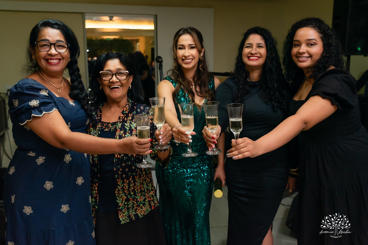 formatura - amigos da faculdade - médicos formandos - UFPel - Universidade Federal de Pelotas - festa de formatura - fotografia de formatura – Pelotas - Salão Las Palmas - ensaio de formatura - fotografia profissional - Antonio Rocha Fotografias