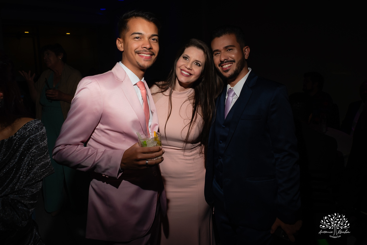 formatura - amigos da faculdade - médicos formandos - UFPel - Universidade Federal de Pelotas - festa de formatura - fotografia de formatura – Pelotas - Salão Las Palmas - ensaio de formatura - fotografia profissional - Antonio Rocha Fotografias