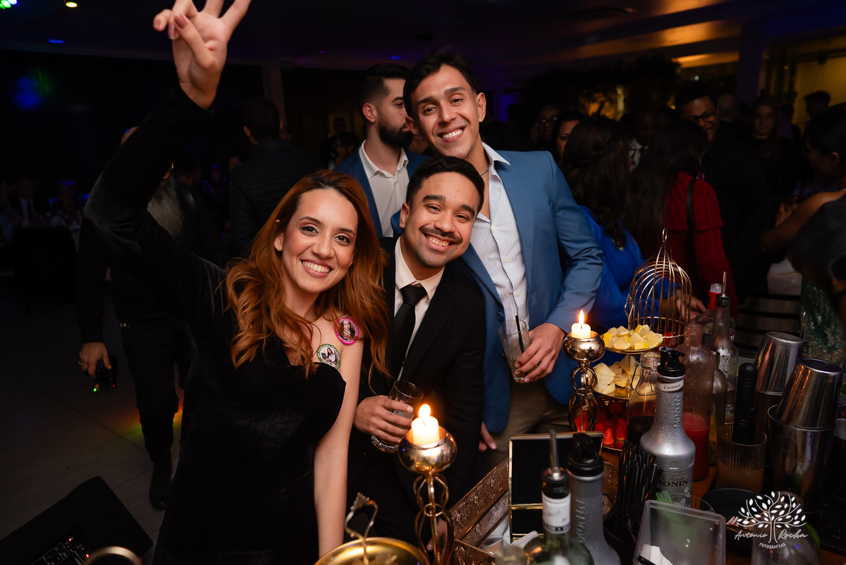 formatura - amigos da faculdade - médicos formandos - UFPel - Universidade Federal de Pelotas - festa de formatura - fotografia de formatura – Pelotas - Salão Las Palmas - ensaio de formatura - fotografia profissional - Antonio Rocha Fotografias