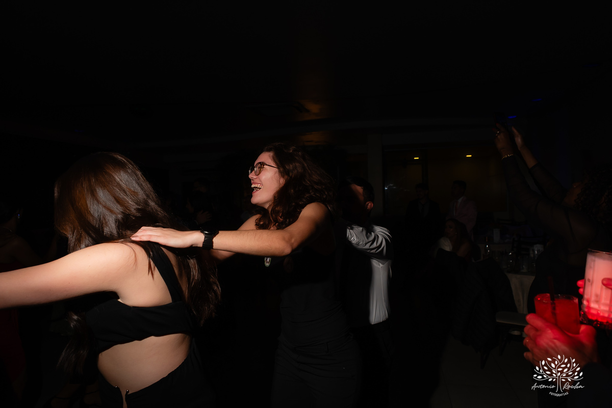 formatura - amigos da faculdade - médicos formandos - UFPel - Universidade Federal de Pelotas - festa de formatura - fotografia de formatura – Pelotas - Salão Las Palmas - ensaio de formatura - fotografia profissional - Antonio Rocha Fotografias