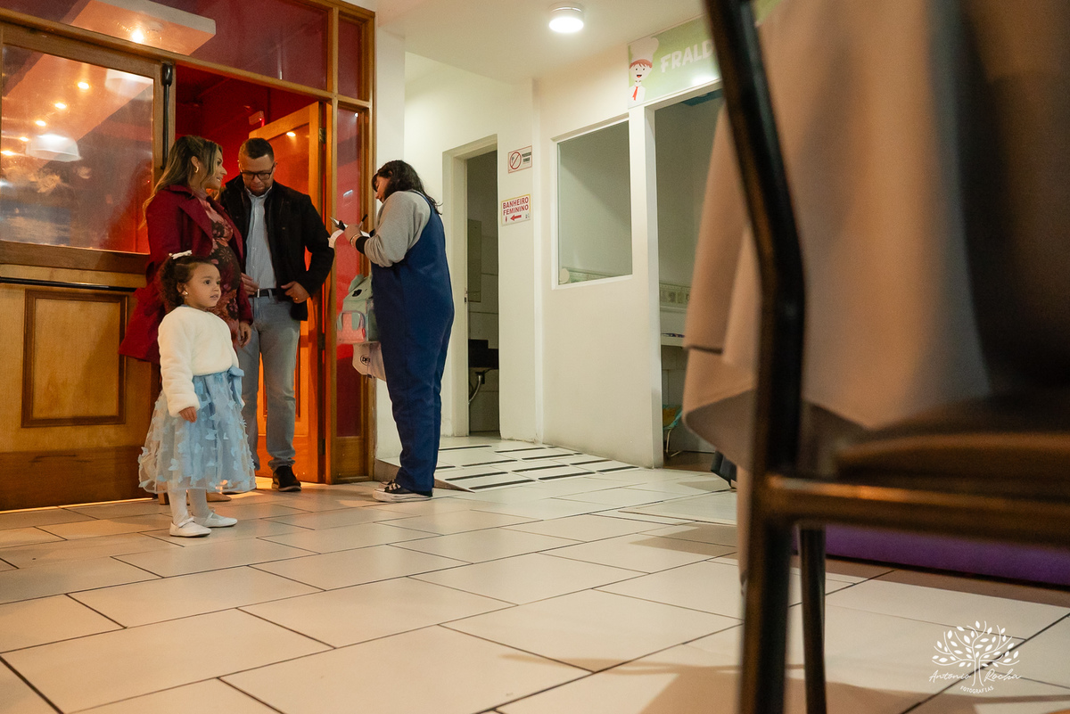 Aniversário Infantil - Fotógrafo de Aniversário - Fotos de Festa de Criança - Cliff Kids - Tholl - Roxito - Chuva de Neve - Pelotas - Antonio Rocha Fotografias- Maletinha Colorida - Pintura Facial - Animação Infantil - Cássia Nobel - Música ao vivo