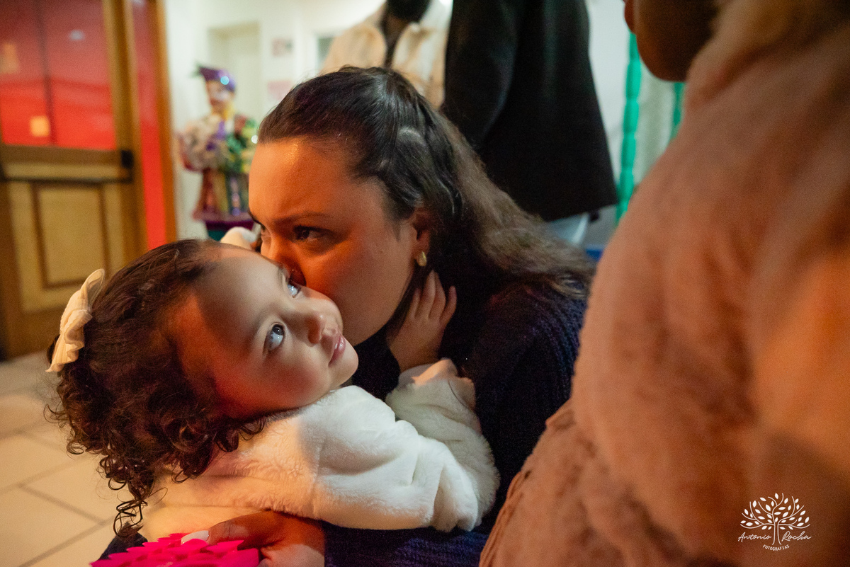 Aniversário Infantil - Fotógrafo de Aniversário - Fotos de Festa de Criança - Cliff Kids - Tholl - Roxito - Chuva de Neve - Pelotas - Antonio Rocha Fotografias- Maletinha Colorida - Pintura Facial - Animação Infantil - Cássia Nobel - Música ao vivo