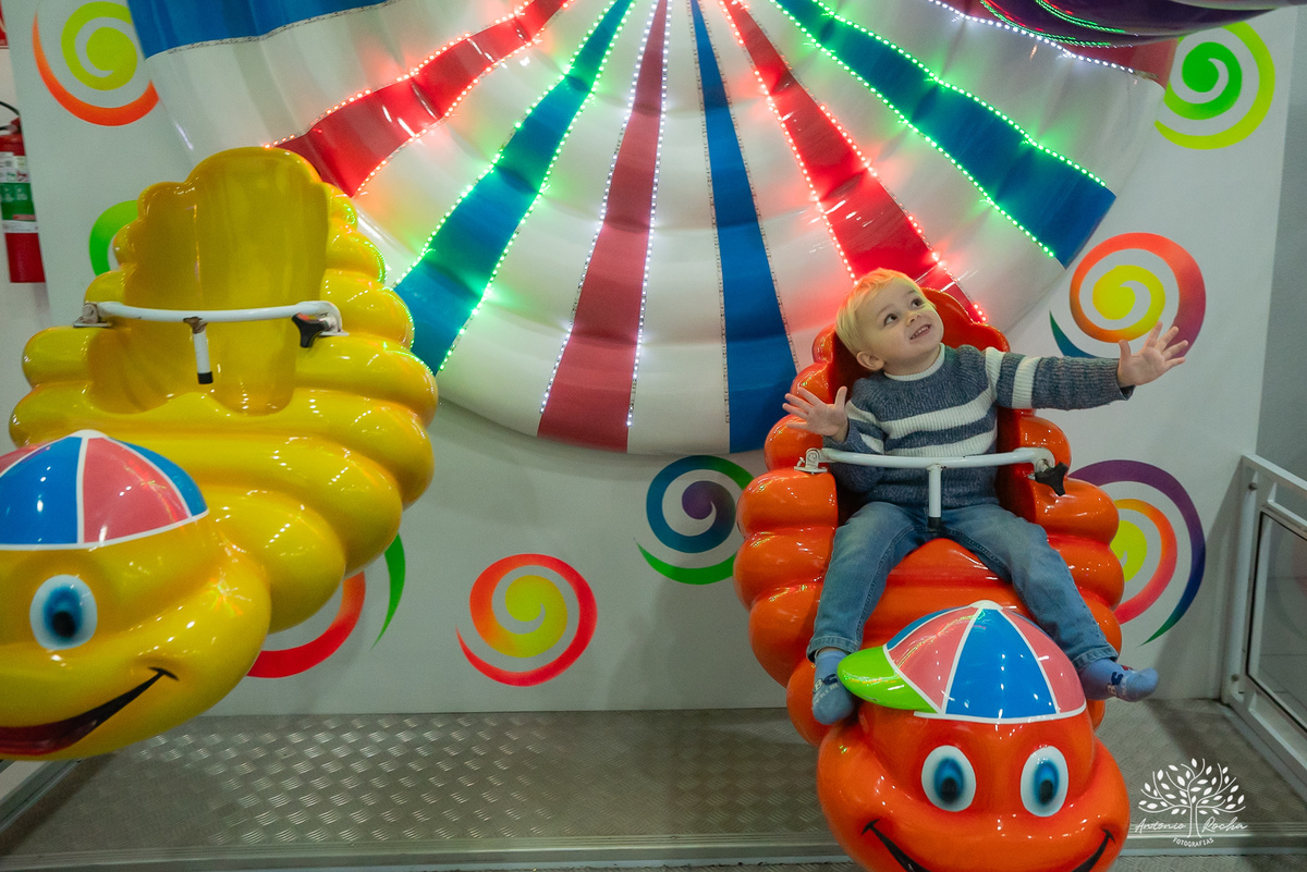 Aniversário Infantil - Fotógrafo de Aniversário - Fotos de Festa de Criança - Cliff Kids - Tholl - Roxito - Chuva de Neve - Pelotas - Antonio Rocha Fotografias- Maletinha Colorida - Pintura Facial - Animação Infantil - Cássia Nobel - Música ao vivo