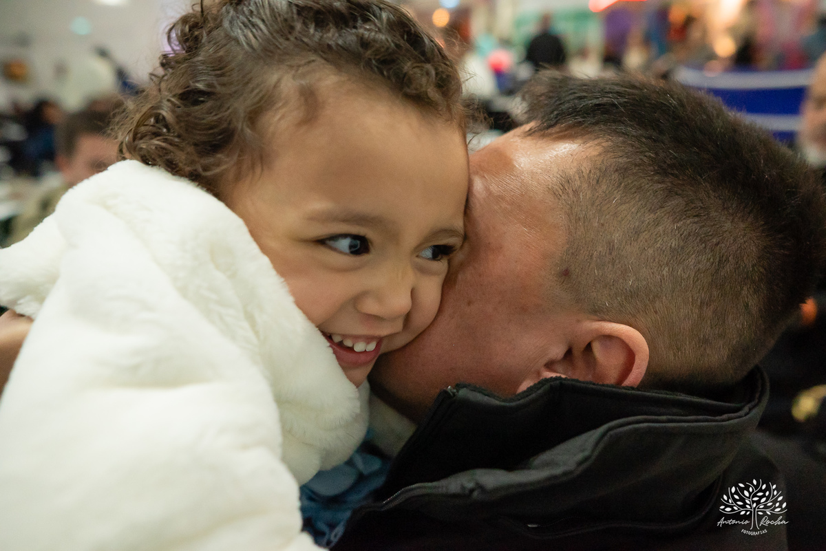 Aniversário Infantil - Fotógrafo de Aniversário - Fotos de Festa de Criança - Cliff Kids - Tholl - Roxito - Chuva de Neve - Pelotas - Antonio Rocha Fotografias- Maletinha Colorida - Pintura Facial - Animação Infantil - Cássia Nobel - Música ao vivo