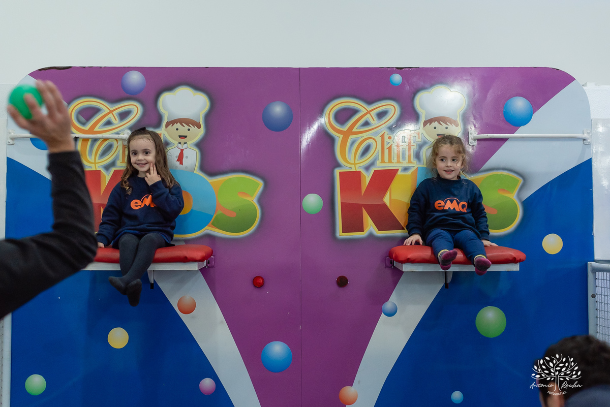 Caio - aniversário - Hot Wheels - festa infantil - Pelotas - energia de criança - brincadeiras - playground - pintura - desenhos - família - convidados - abraço caloroso - alegria - diversão - memória - fotografia - Antonio Rocha Fotografias - Cliff Kids