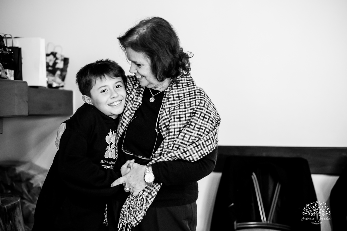 aniversário-Lourdes-70-anos-festa-familiar-almoço-amigos-celebração-vida-fotografia-memórias-registros-fotos-viagens-família-emocionante-discursos-detais-cuidados-momento-especial-decoracao-Flor--sorrisos-lembranças-Antonio-Rocha-Fotografias - Pelotas