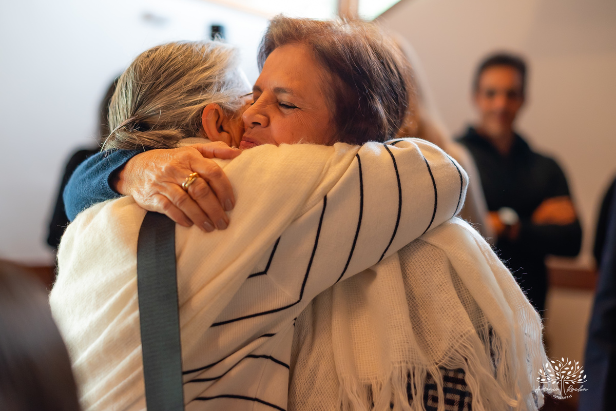 aniversário-Lourdes-70-anos-festa-familiar-almoço-amigos-celebração-vida-fotografia-memórias-registros-fotos-viagens-família-emocionante-discursos-detais-cuidados-momento-especial-decoracao-Flor--sorrisos-lembranças-Antonio-Rocha-Fotografias - Pelotas