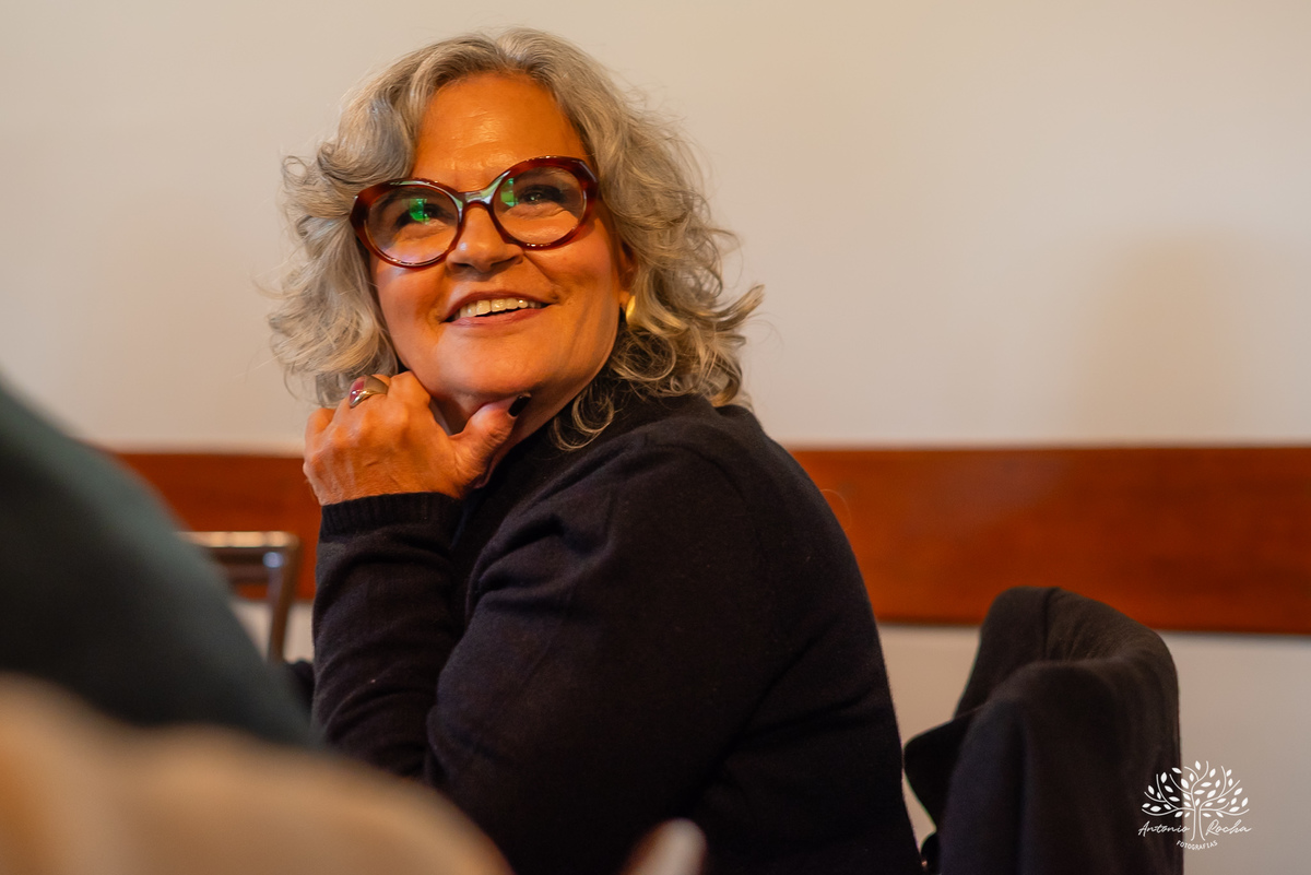 aniversário-Lourdes-70-anos-festa-familiar-almoço-amigos-celebração-vida-fotografia-memórias-registros-fotos-viagens-família-emocionante-discursos-detais-cuidados-momento-especial-decoracao-Flor--sorrisos-lembranças-Antonio-Rocha-Fotografias - Pelotas