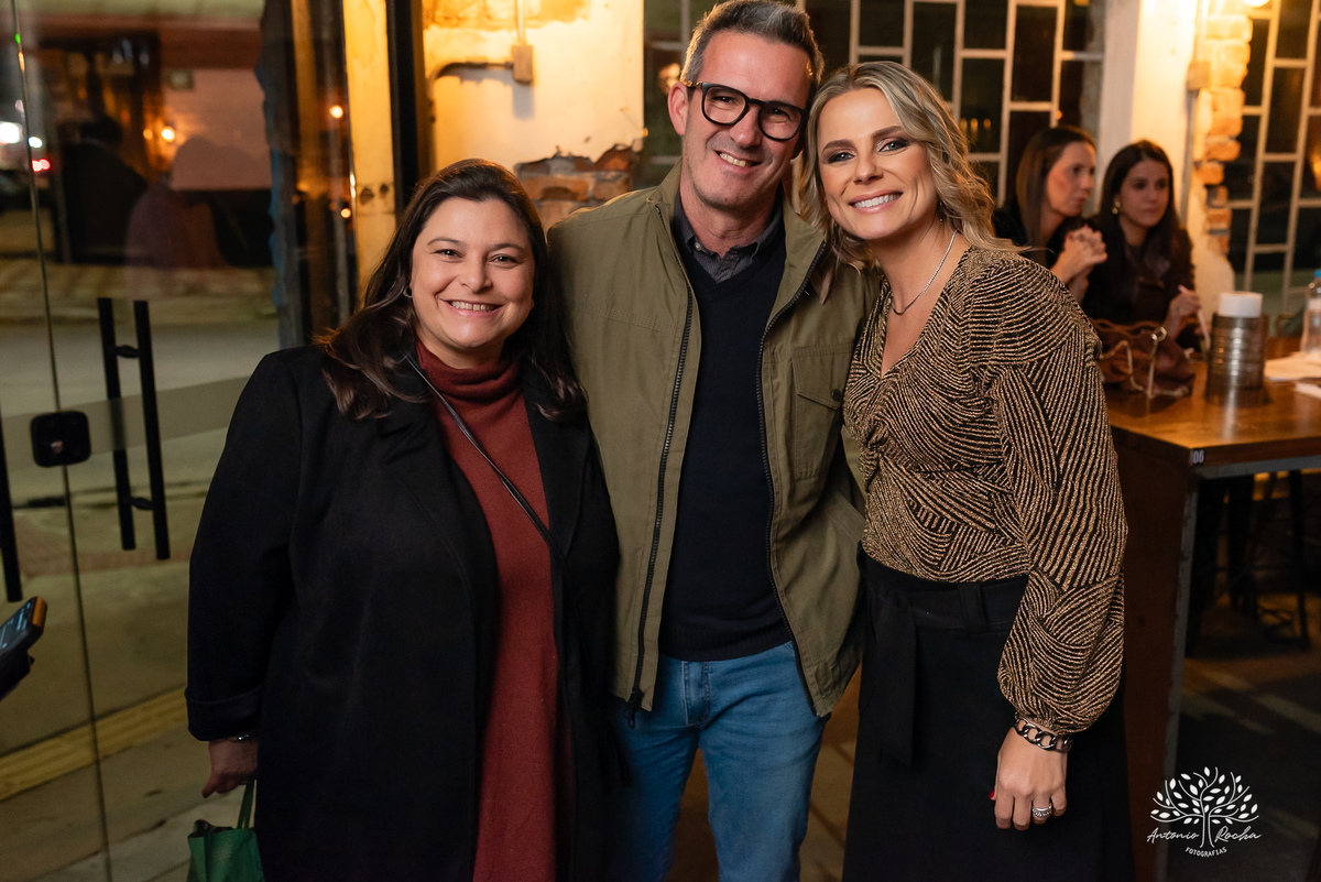 fotografia de aniversário - fotógrafo em Pelotas - fotografia em festas - retratos - celebrar a vida - fotografia de 45 anos - fábrica roca - fotografia profissional -fotografias espontâneas - fotógrafo de eventos - antonio rocha fotografias - cervejaria