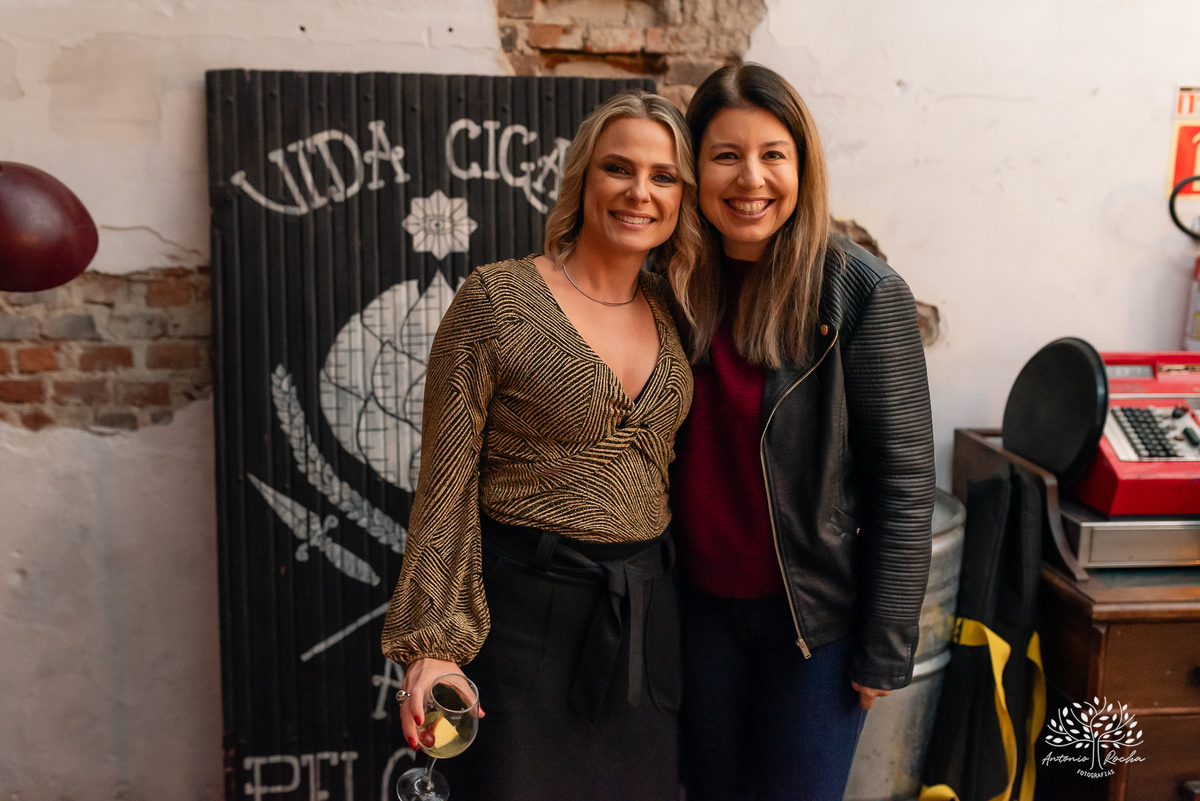 fotografia de aniversário - fotógrafo em Pelotas - fotografia em festas - retratos - celebrar a vida - fotografia de 45 anos - fábrica roca - fotografia profissional -fotografias espontâneas - fotógrafo de eventos - antonio rocha fotografias - cervejaria