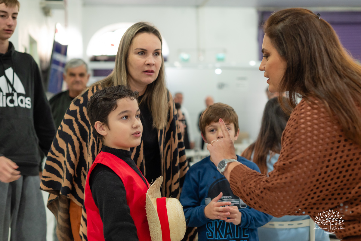 Pelotas - 9 anos - festa infantil - brincadeiras - amigos - diversão - Salão de Festas Arte e Riso - quadra de futebol - One Piece - pirata - playground - parabéns - animação - sorrisos - família - fotografia infantil - Antonio Rocha Fotografias