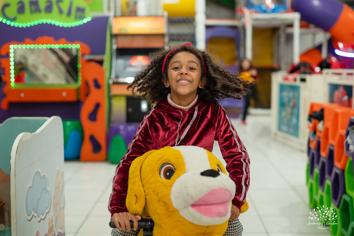 Pelotas - 9 anos - festa infantil - brincadeiras - amigos - diversão - Salão de Festas Arte e Riso - quadra de futebol - One Piece - pirata - playground - parabéns - animação - sorrisos - família - fotografia infantil - Antonio Rocha Fotografias