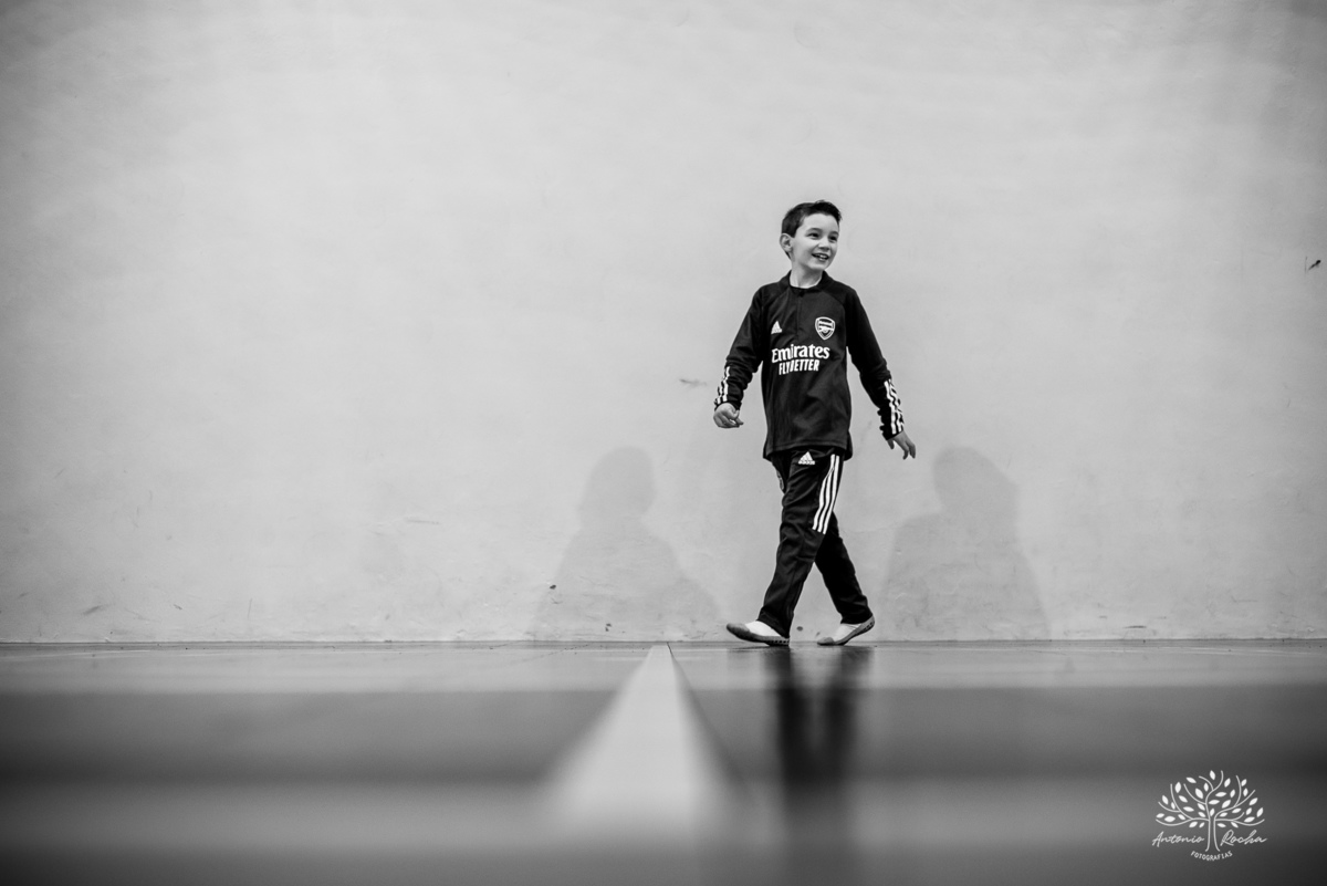 Pelotas - 9 anos - festa infantil - brincadeiras - amigos - diversão - Salão de Festas Arte e Riso - quadra de futebol - One Piece - pirata - playground - parabéns - animação - sorrisos - família - fotografia infantil - Antonio Rocha Fotografias