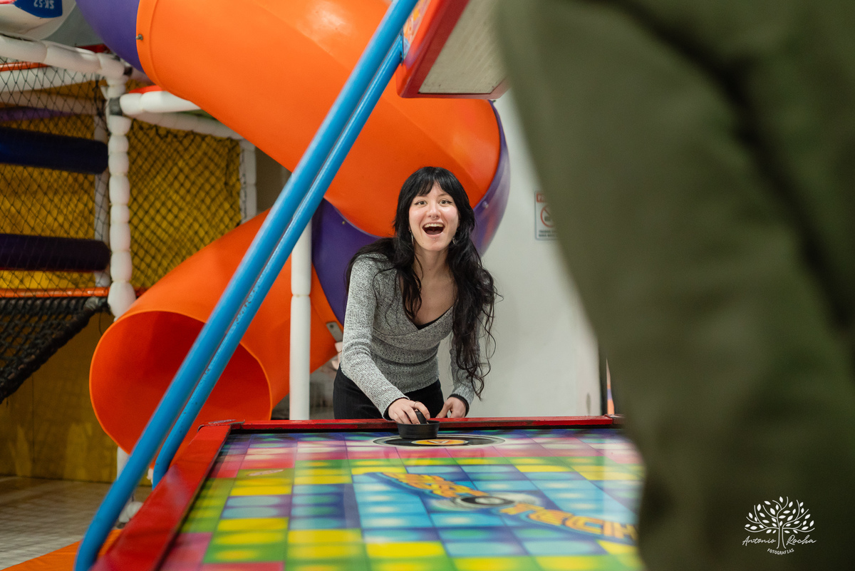 Pelotas - 9 anos - festa infantil - brincadeiras - amigos - diversão - Salão de Festas Arte e Riso - quadra de futebol - One Piece - pirata - playground - parabéns - animação - sorrisos - família - fotografia infantil - Antonio Rocha Fotografias