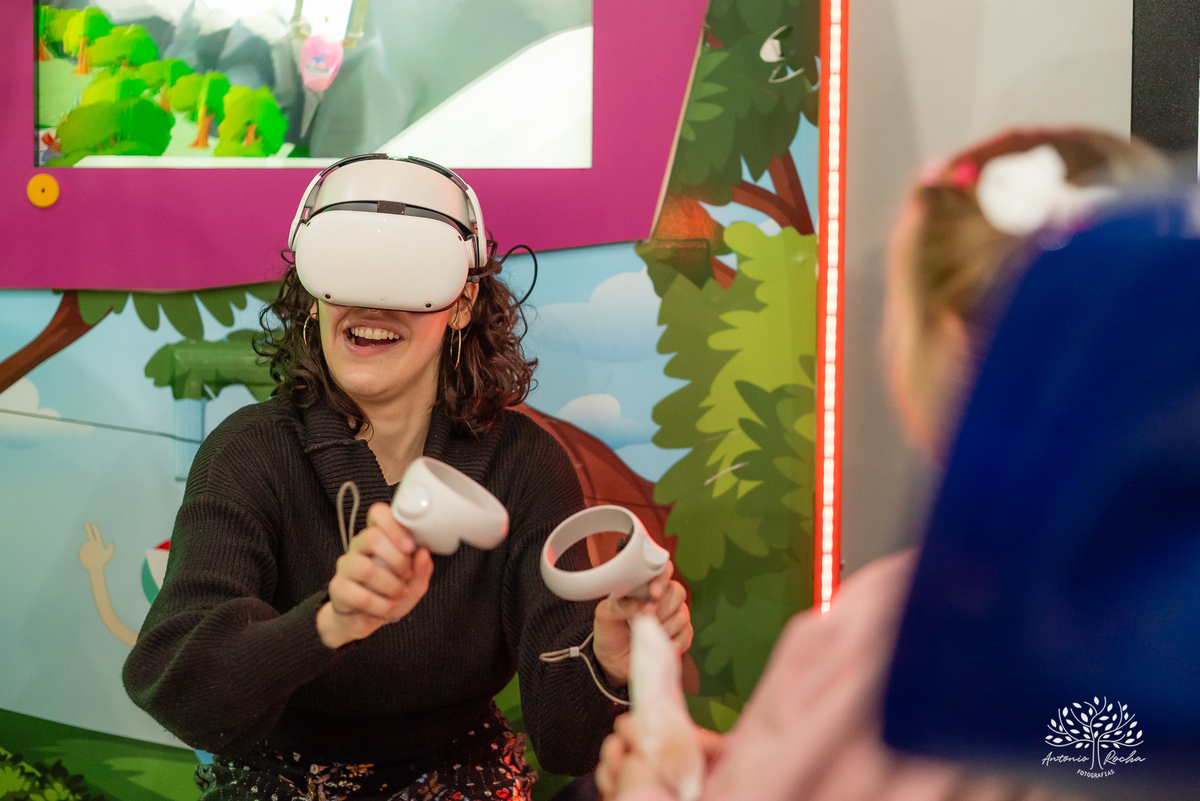 Pelotas - 9 anos - festa infantil - brincadeiras - amigos - diversão - Salão de Festas Arte e Riso - quadra de futebol - One Piece - pirata - playground - parabéns - animação - sorrisos - família - fotografia infantil - Antonio Rocha Fotografias