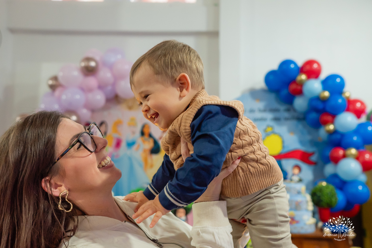 primeiro aninho - fotografia infantil - fotógrafo de aniversário - ensaio de gestante - chá de bebê - família - festa infantil - conexão com o cliente - Antonio Rocha Fotografias - fotografia documental - aniversário 1 ano - ensaio de bebê - Pelotas